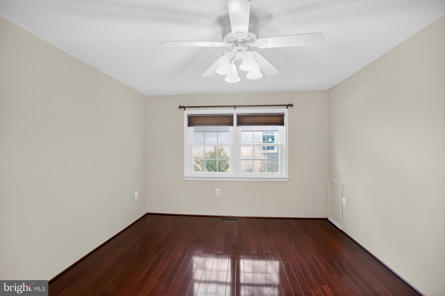 856 Azalea Dr #20-856 Property Photo 21