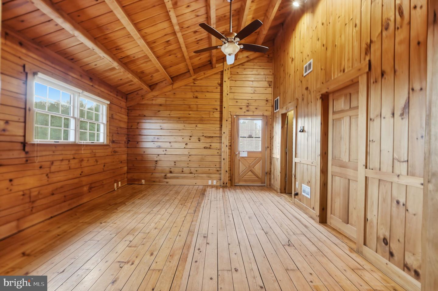 21142 Westerly Rd Property Photo 31