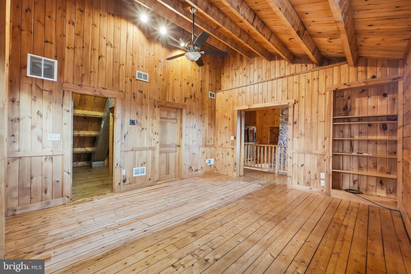 21142 Westerly Rd Property Photo 32