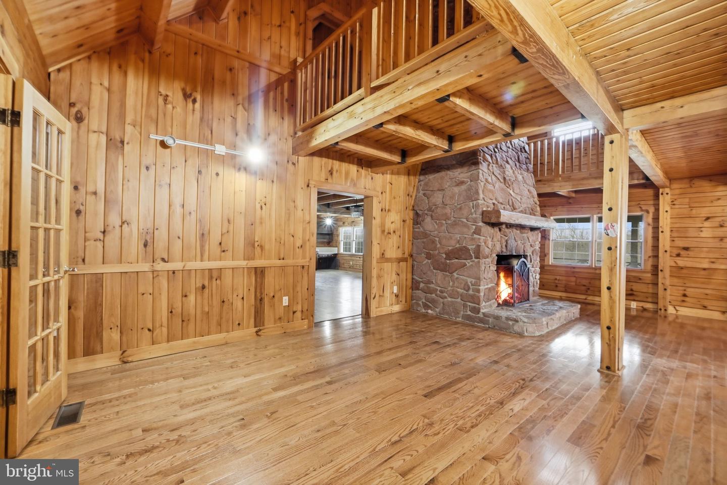 21142 Westerly Rd Property Photo 43
