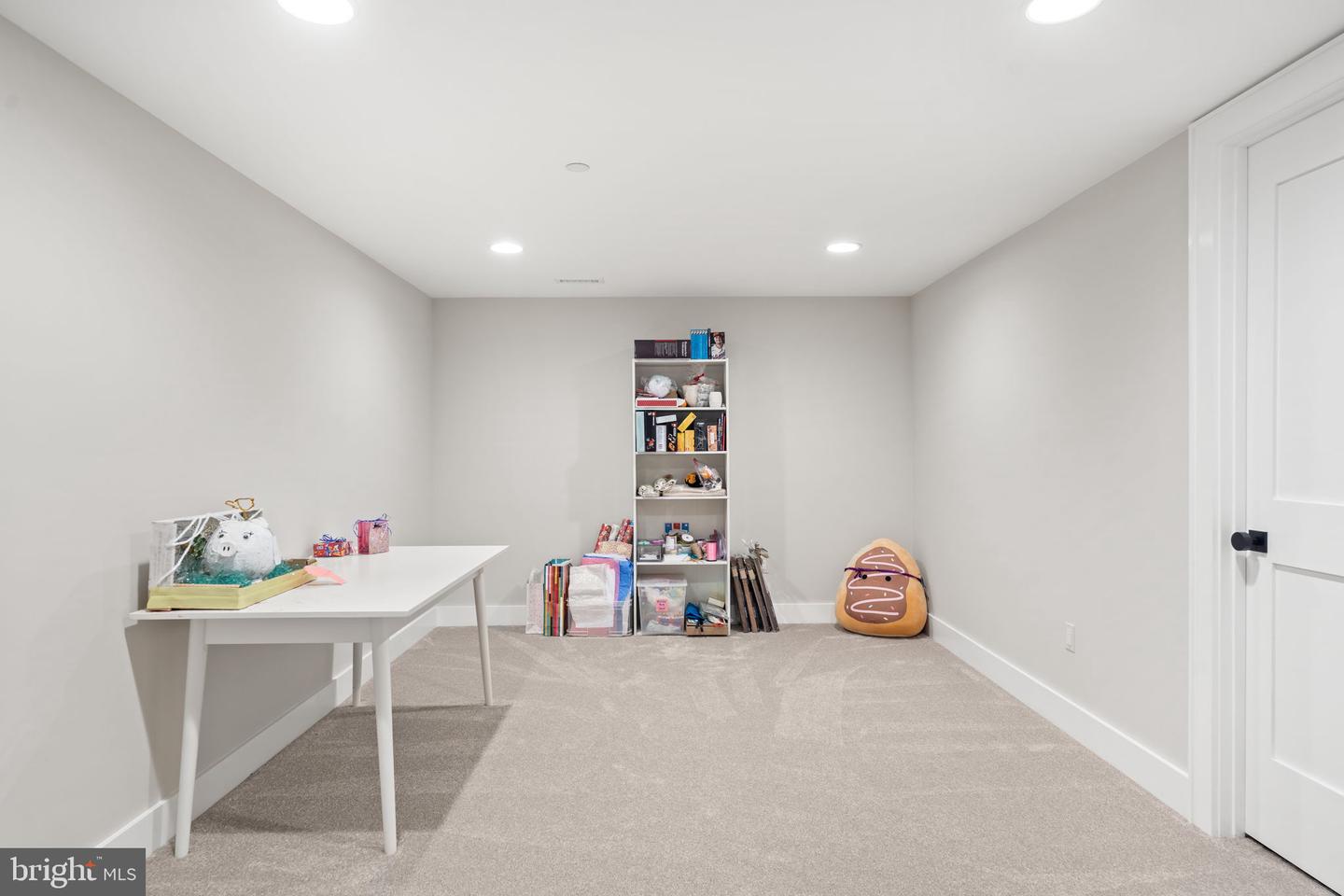 8512 Horseshoe Ln Property Photo 40