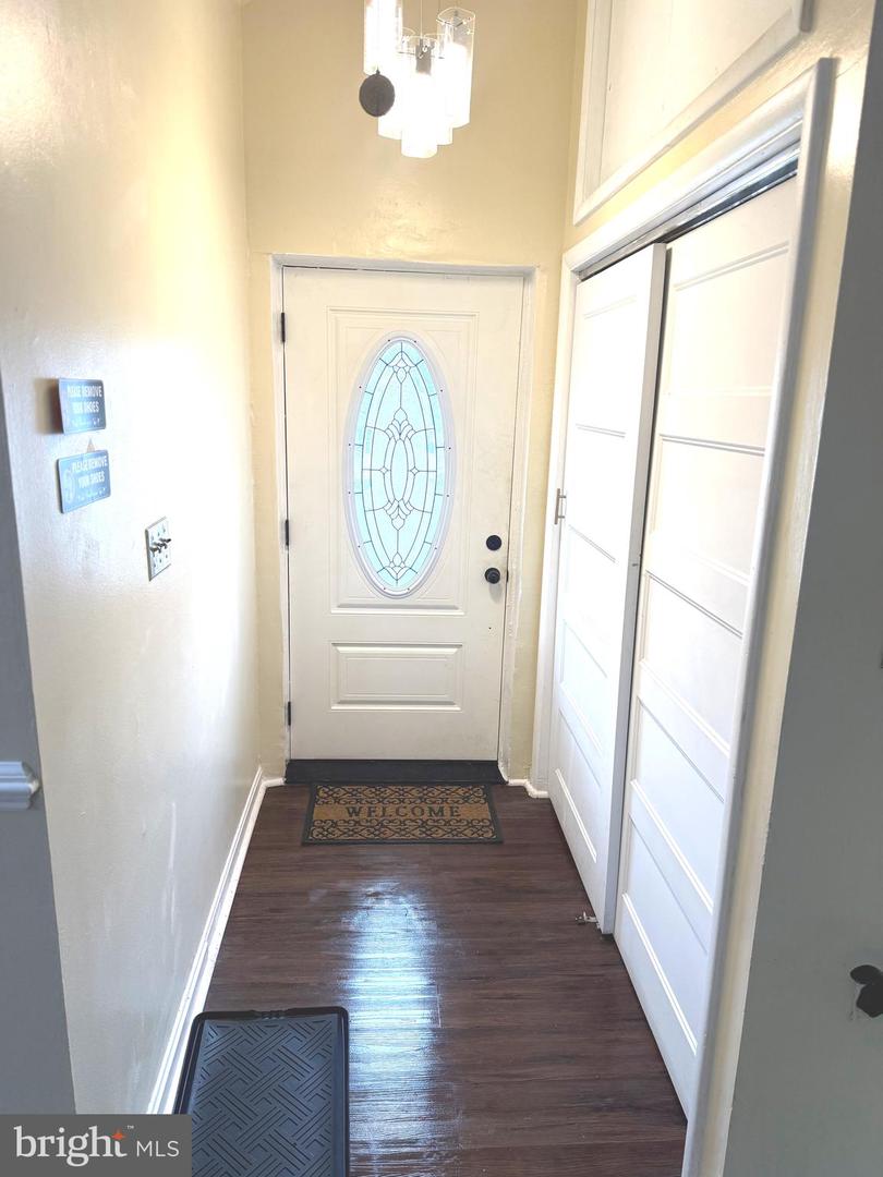 11321 College View Dr Property Photo 10