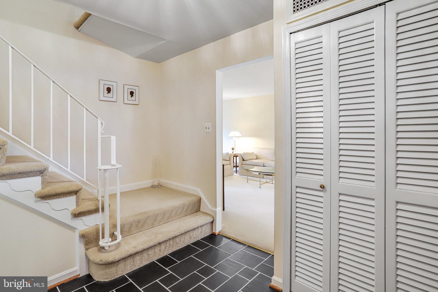 15101 Carrolton Rd Property Photo 6