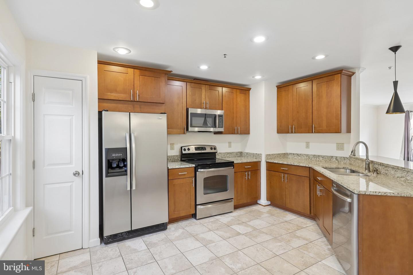 14214 Plum Run Way Property Photo 8