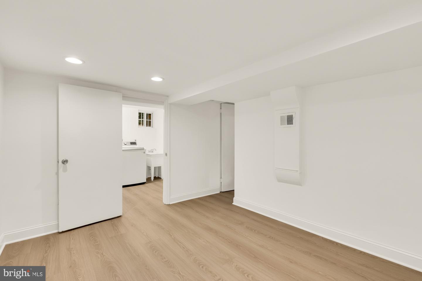 2030 Luzerne Ave Property Photo 23