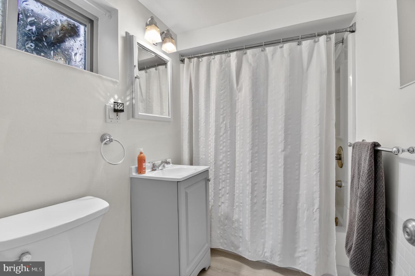 8306 Queen Annes Dr Property Photo 20