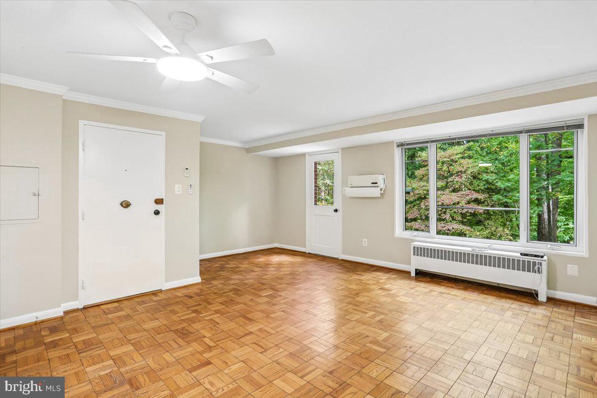 10407 Montrose Ave #m-2 Property Photo 3