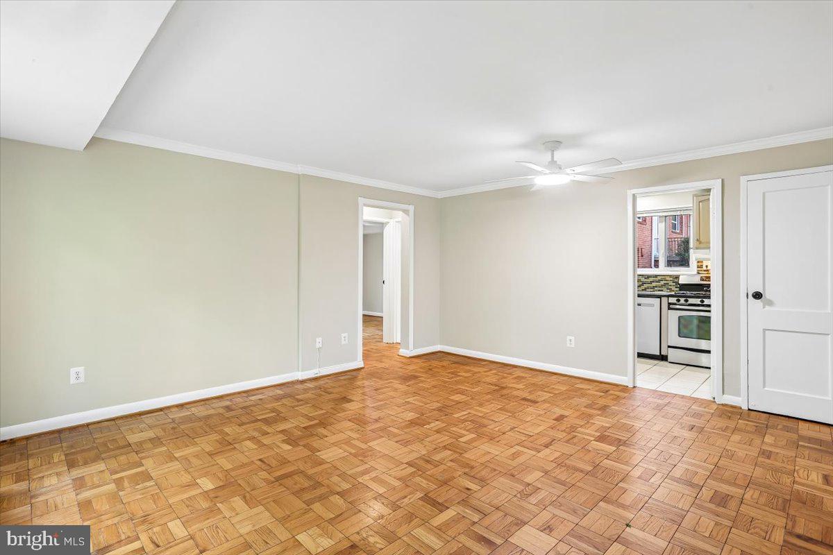 10407 Montrose Ave #m-2 Property Photo 4