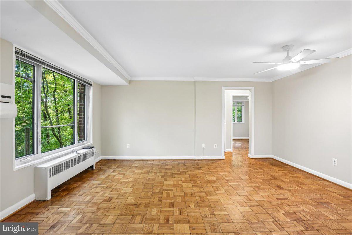 10407 Montrose Ave #m-2 Property Photo 5