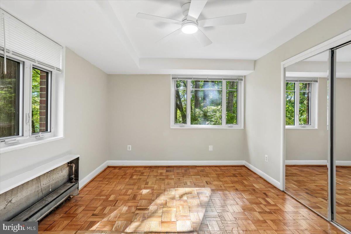 10407 Montrose Ave #m-2 Property Photo 11