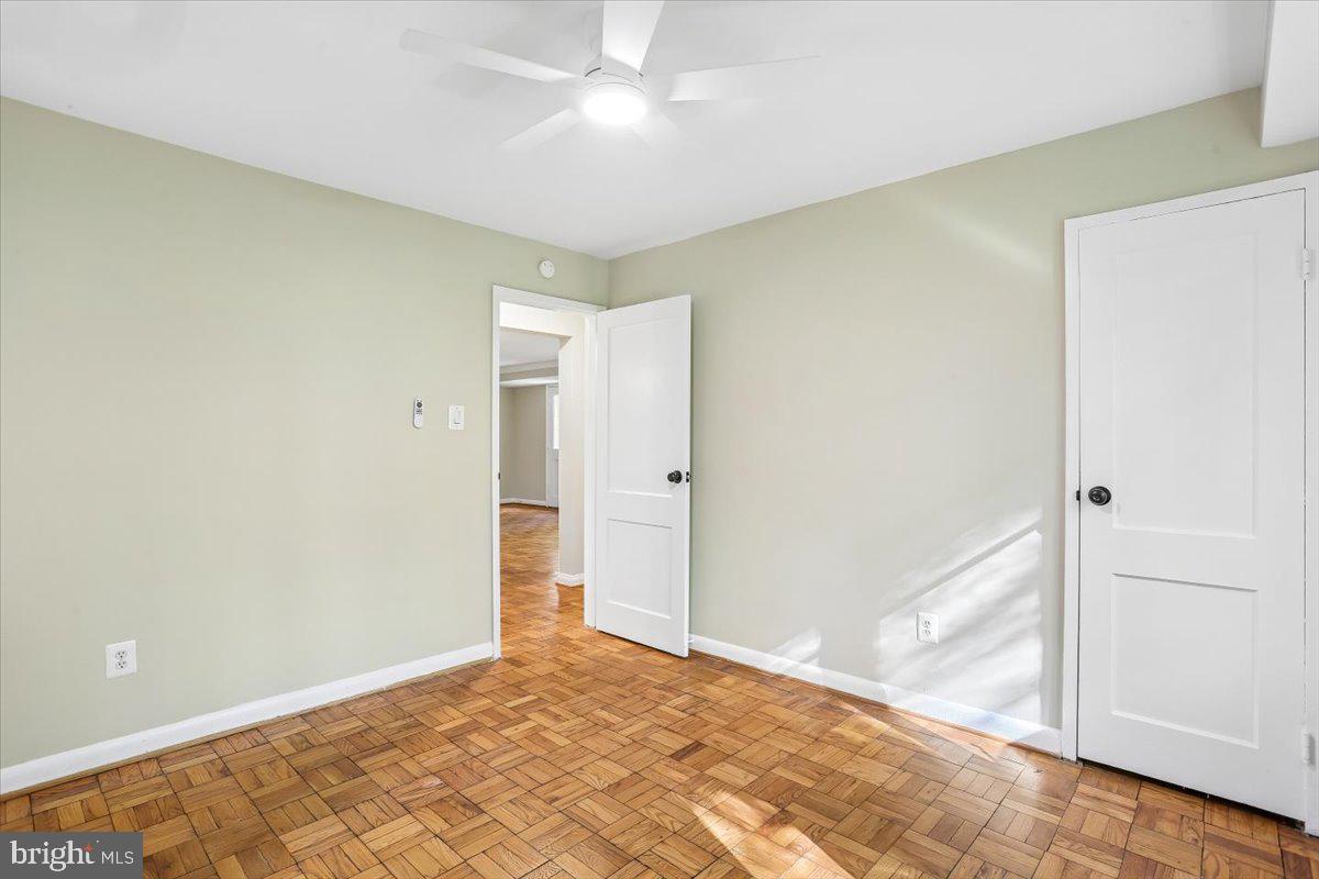 10407 Montrose Ave #m-2 Property Photo 15