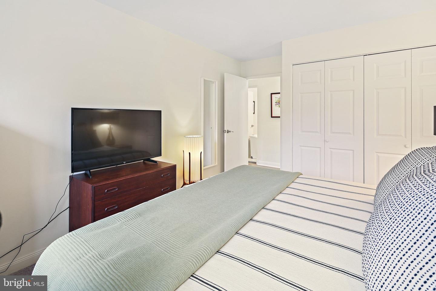 3355 University Blvd W #2 Property Photo 17