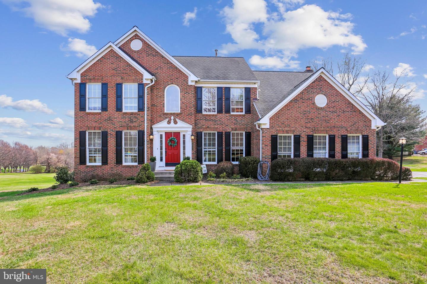 20233 SWEET MEADOW LN
