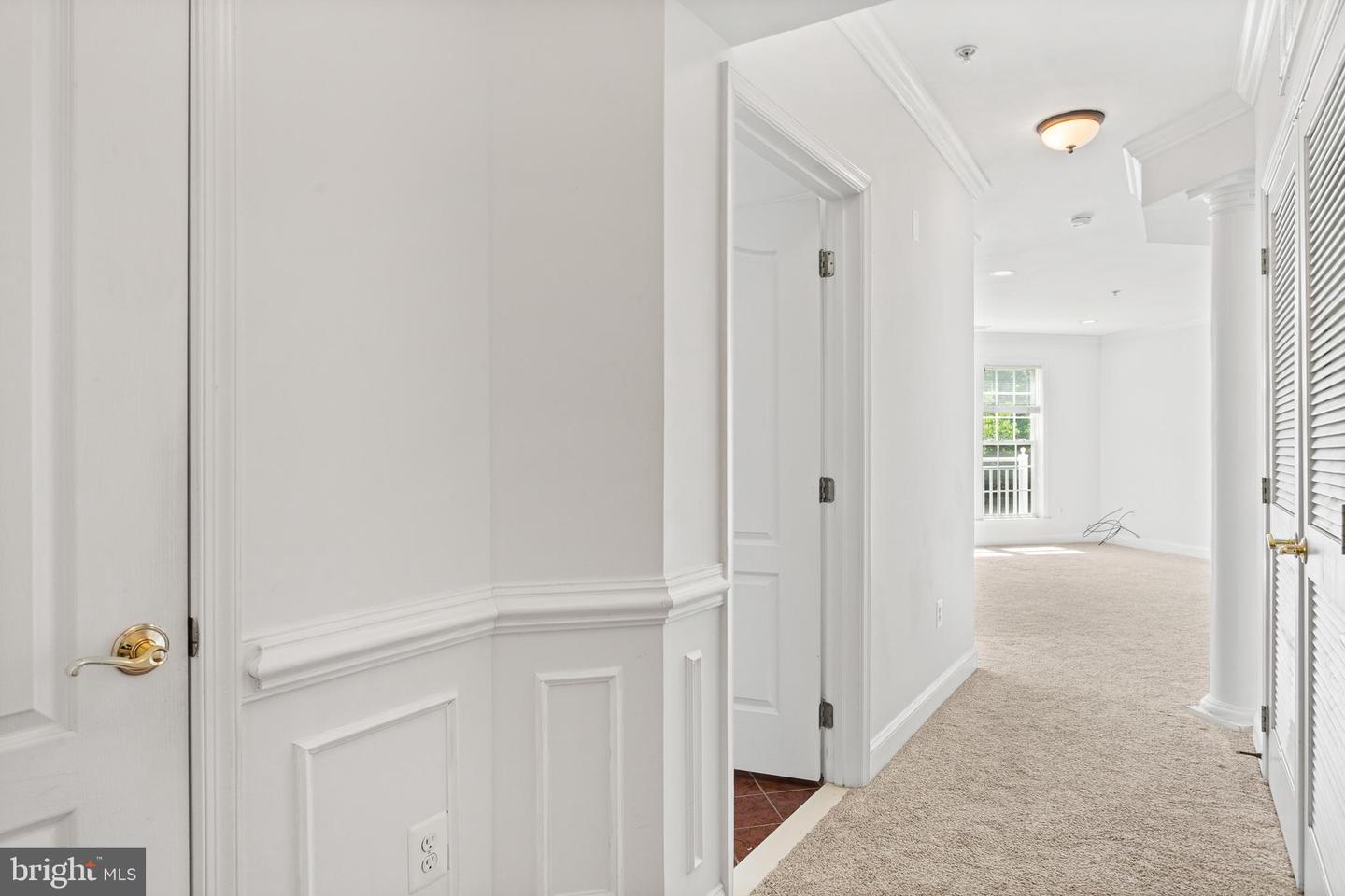 1002 Elmcroft Blvd #203 Property Photo 5