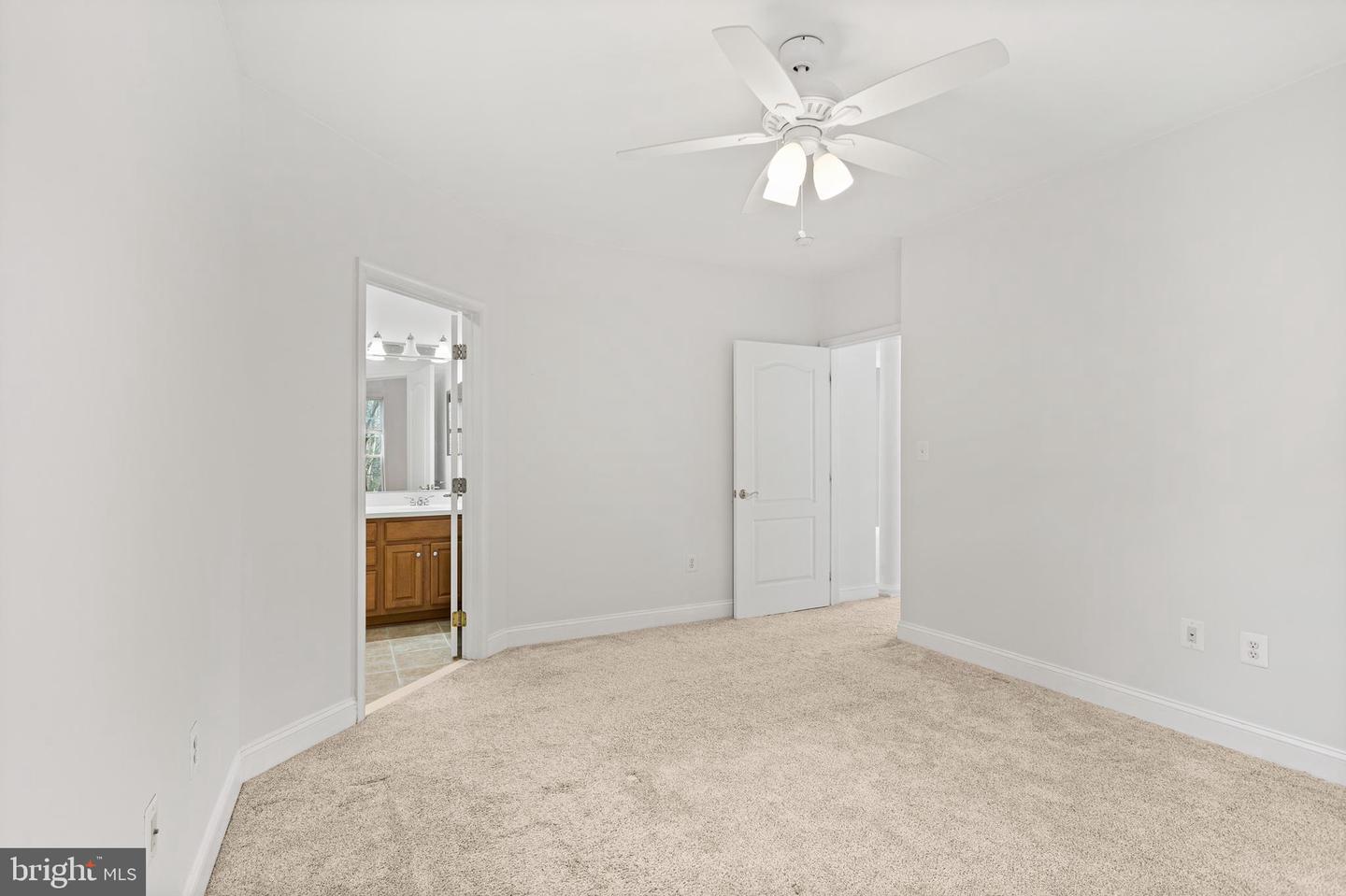 1002 Elmcroft Blvd #203 Property Photo 20