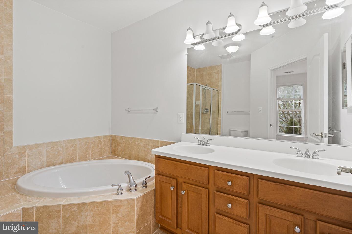 1002 Elmcroft Blvd #203 Property Photo 22