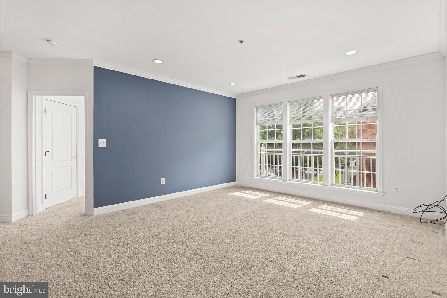 1002 Elmcroft Blvd #203 Property Photo 26
