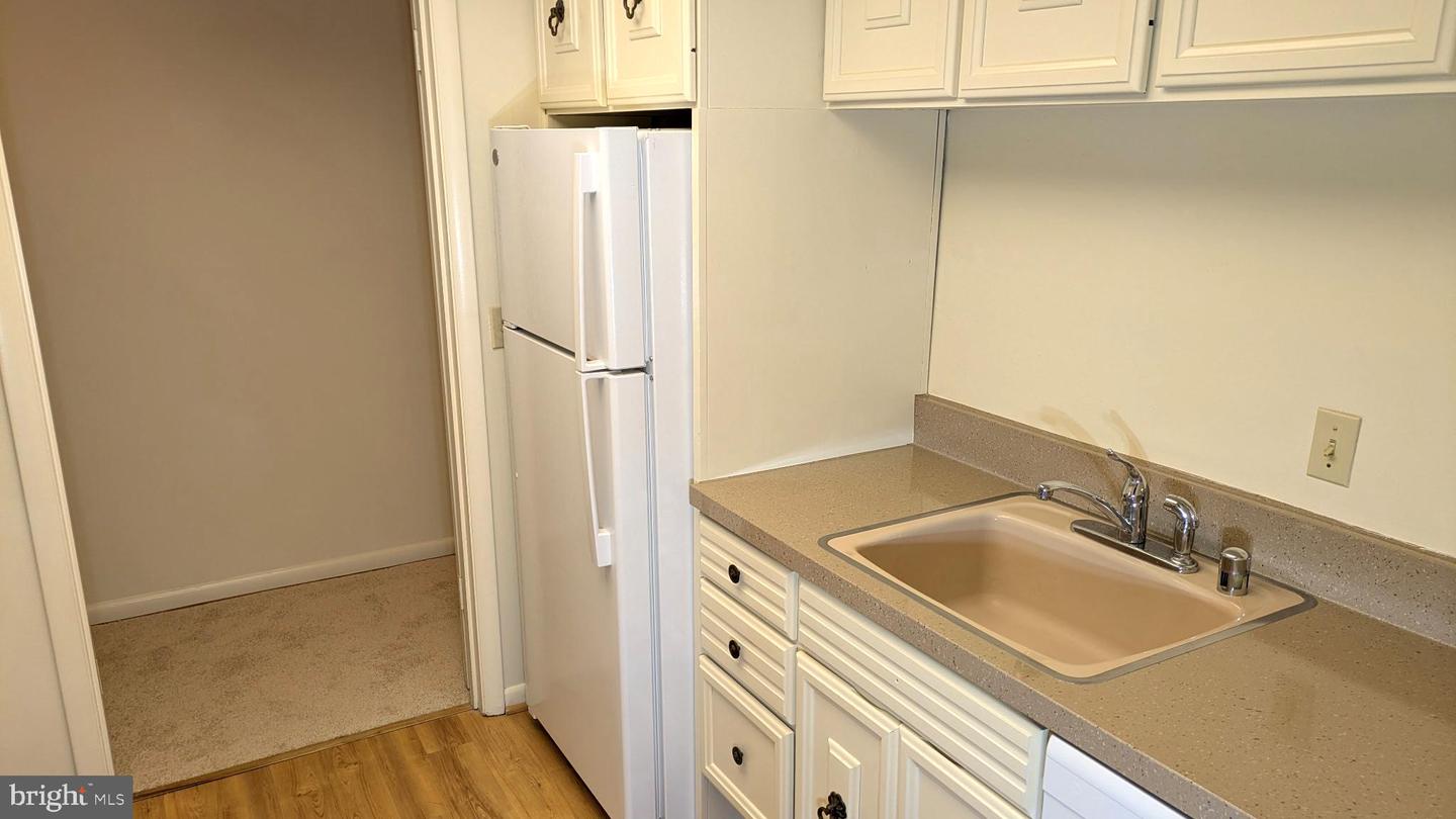 3378 Chiswick Ct #52-3e Property Photo 5
