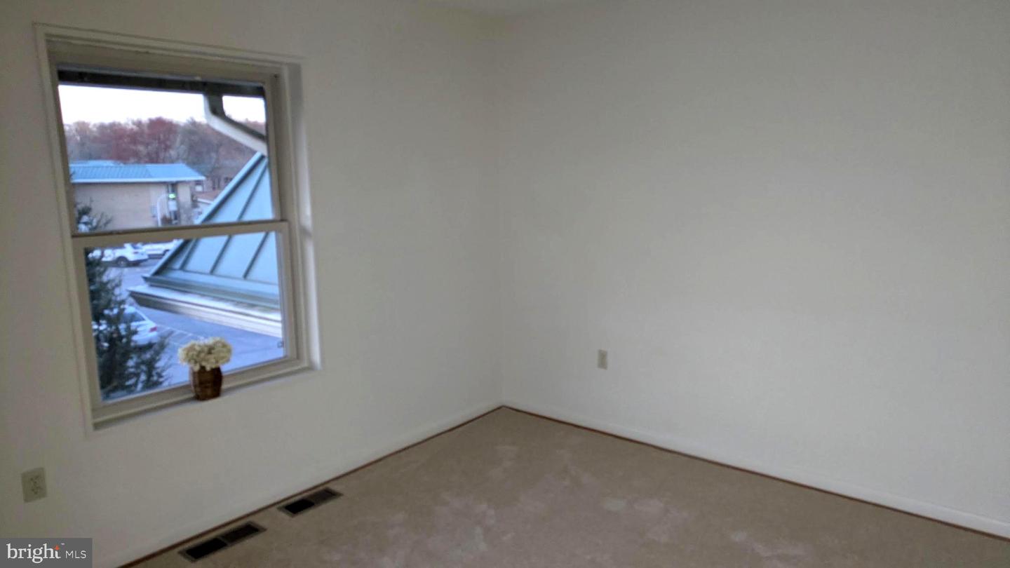 3378 Chiswick Ct #52-3e Property Photo 9