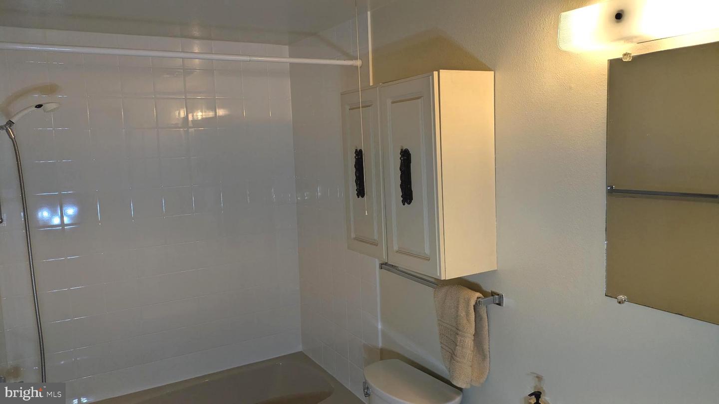 3378 Chiswick Ct #52-3e Property Photo 13
