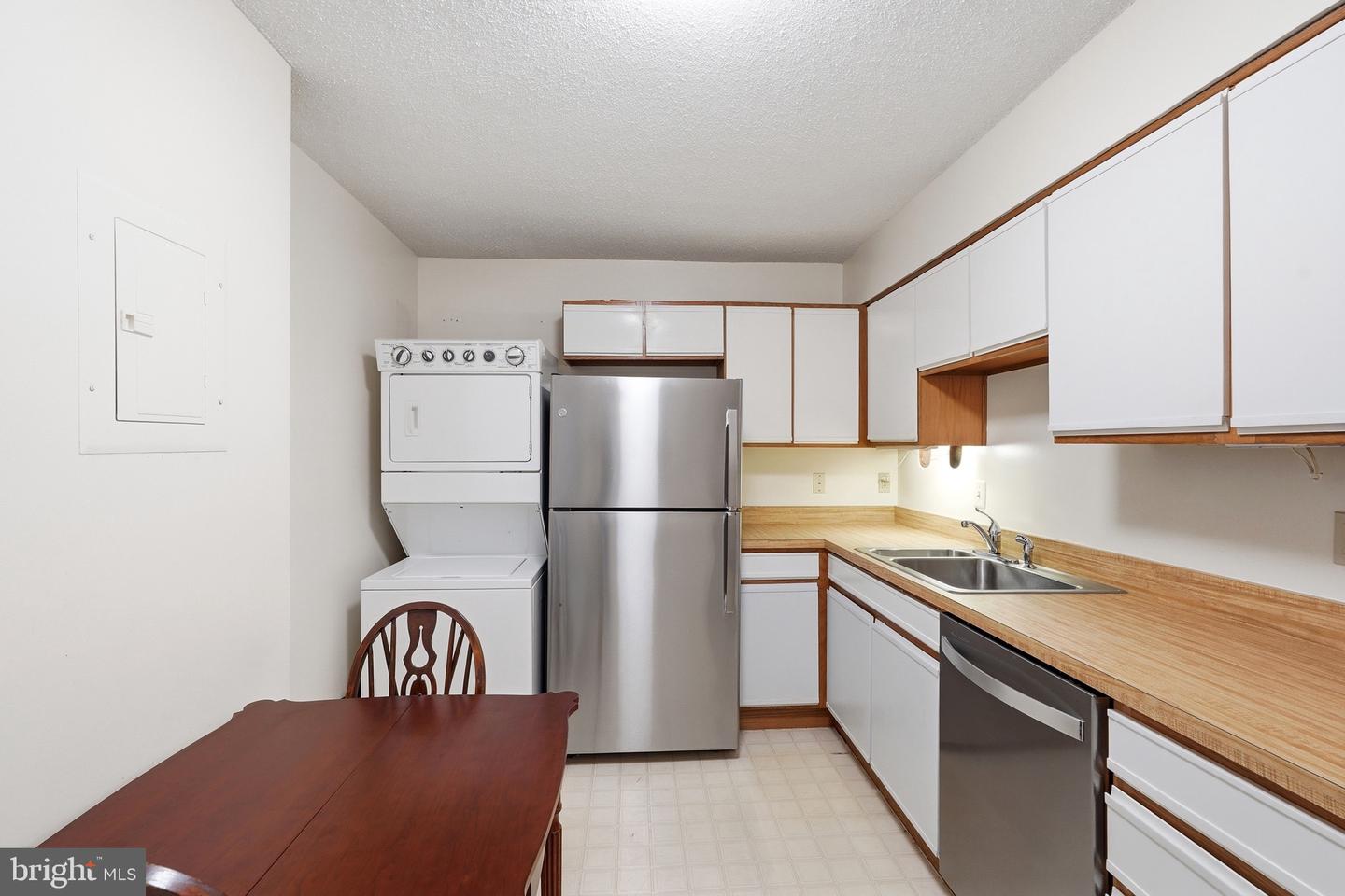 3330 N Leisure World Blvd #5-712 Property Photo 9