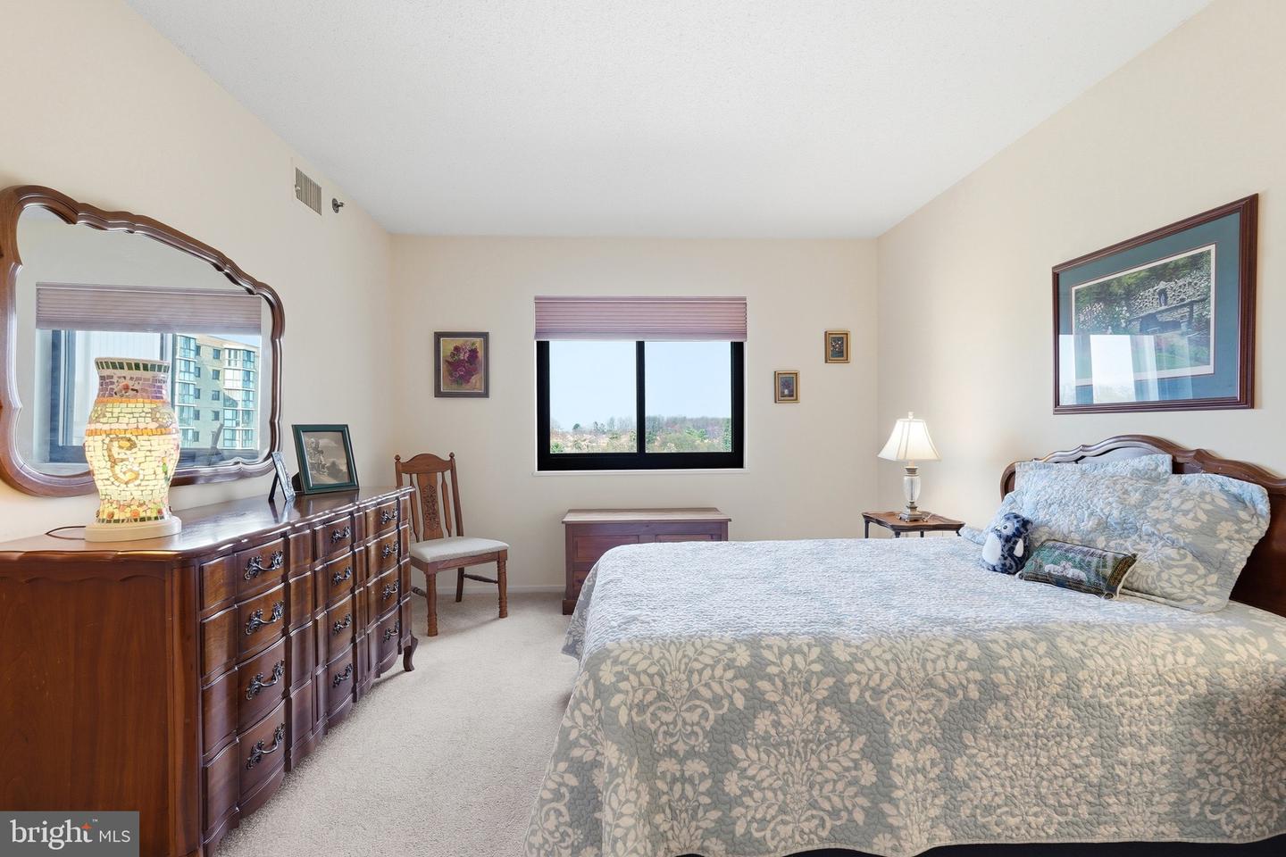 3330 N Leisure World Blvd #5-712 Property Photo 12