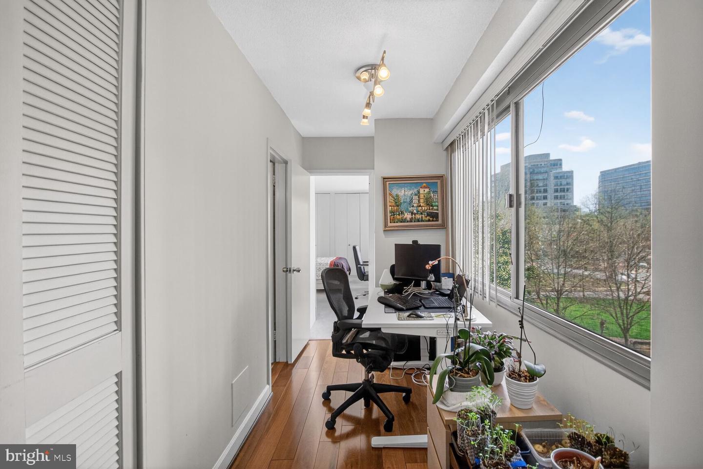 4515 Willard Ave #702s Property Photo 8