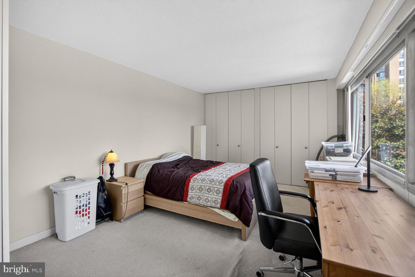 4515 Willard Ave #702s Property Photo 10