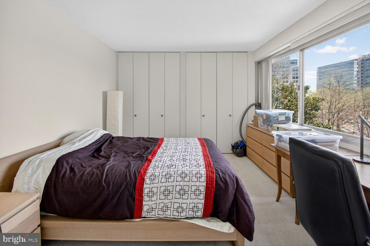 4515 Willard Ave #702s Property Photo 14