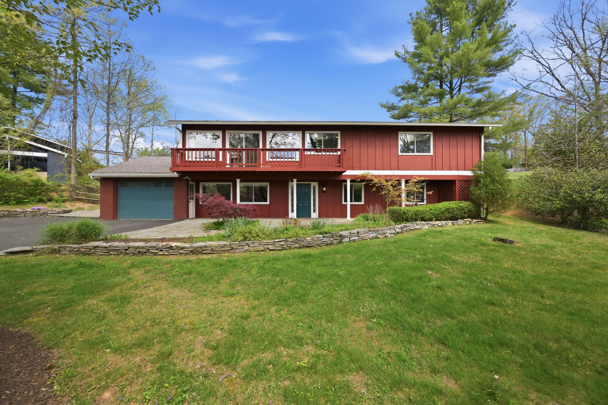 9825 Betteker Lane Property Photo 12