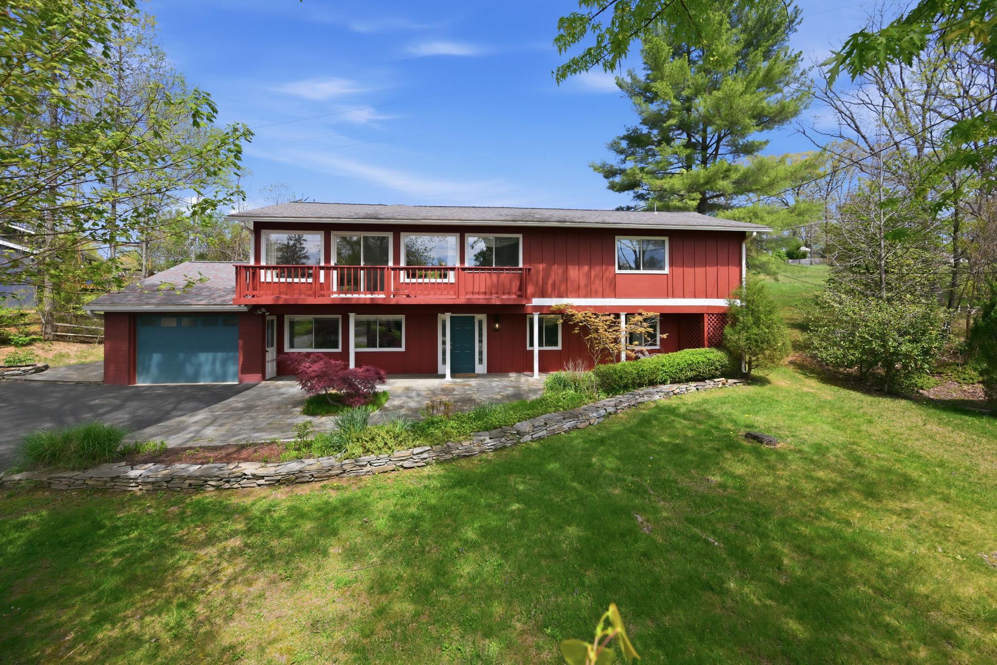 9825 Betteker Lane Property Photo 17