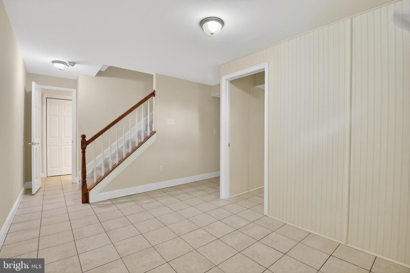8113 Brucar Ct Property Photo 36