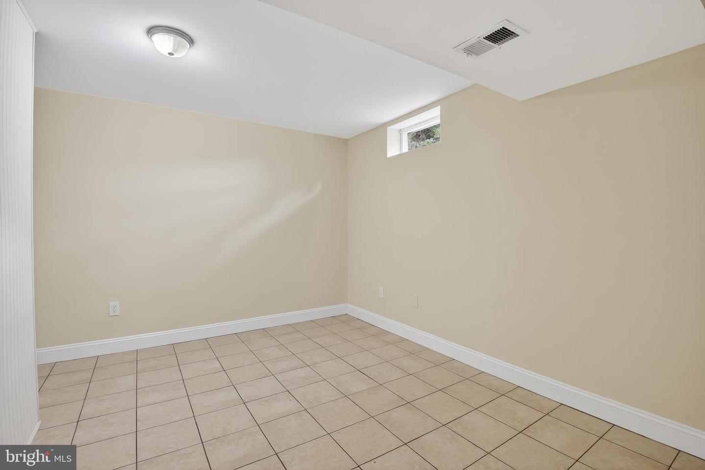 8113 Brucar Ct Property Photo 39