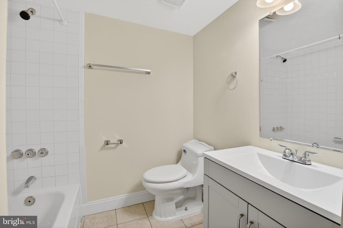 8113 Brucar Ct Property Photo 40