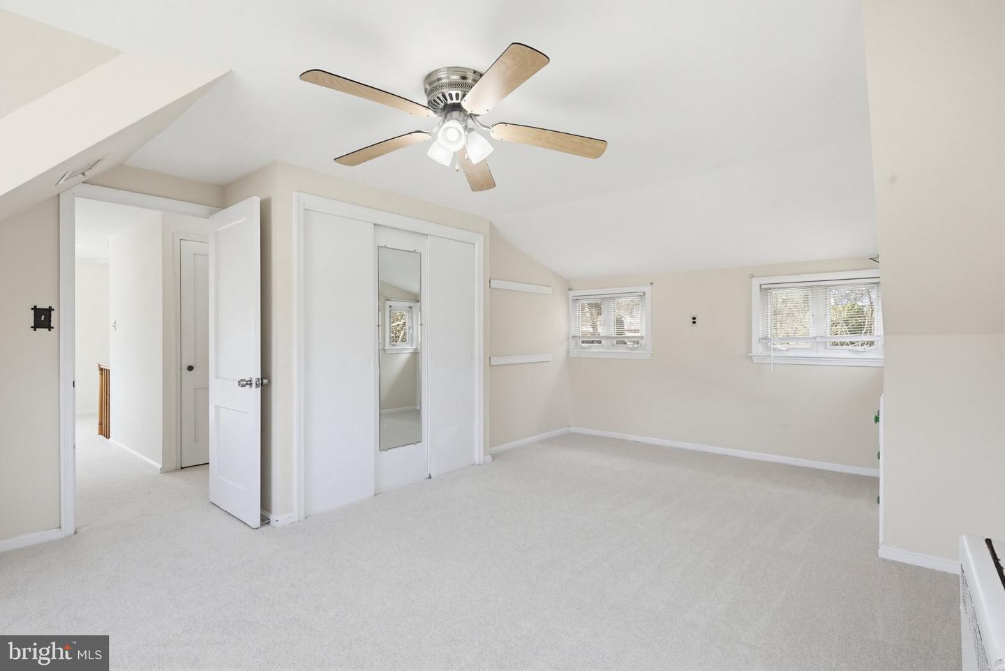 10202 Gardiner Ave Property Photo 18