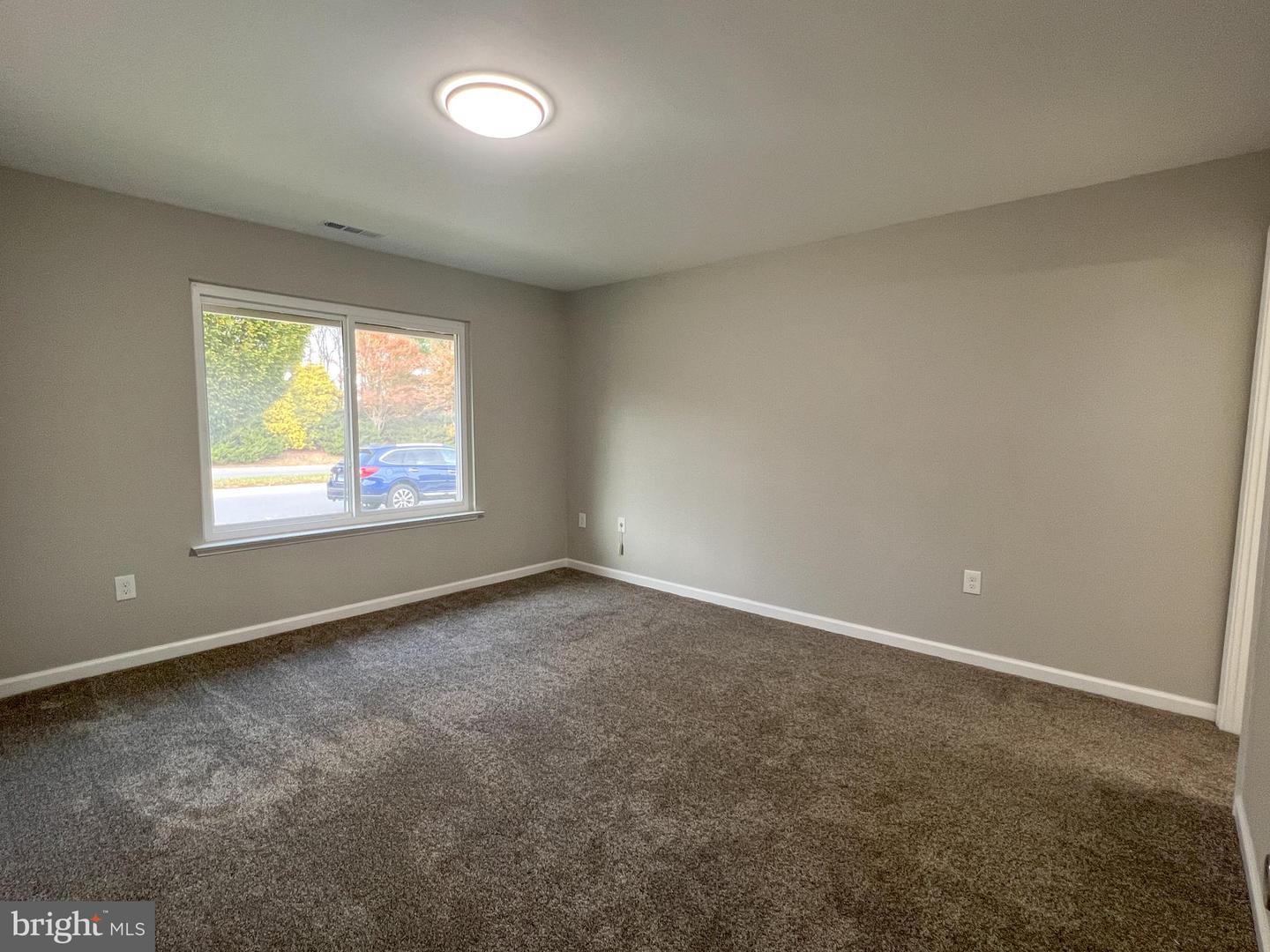 15015 Haslemere Ct Property Photo 29