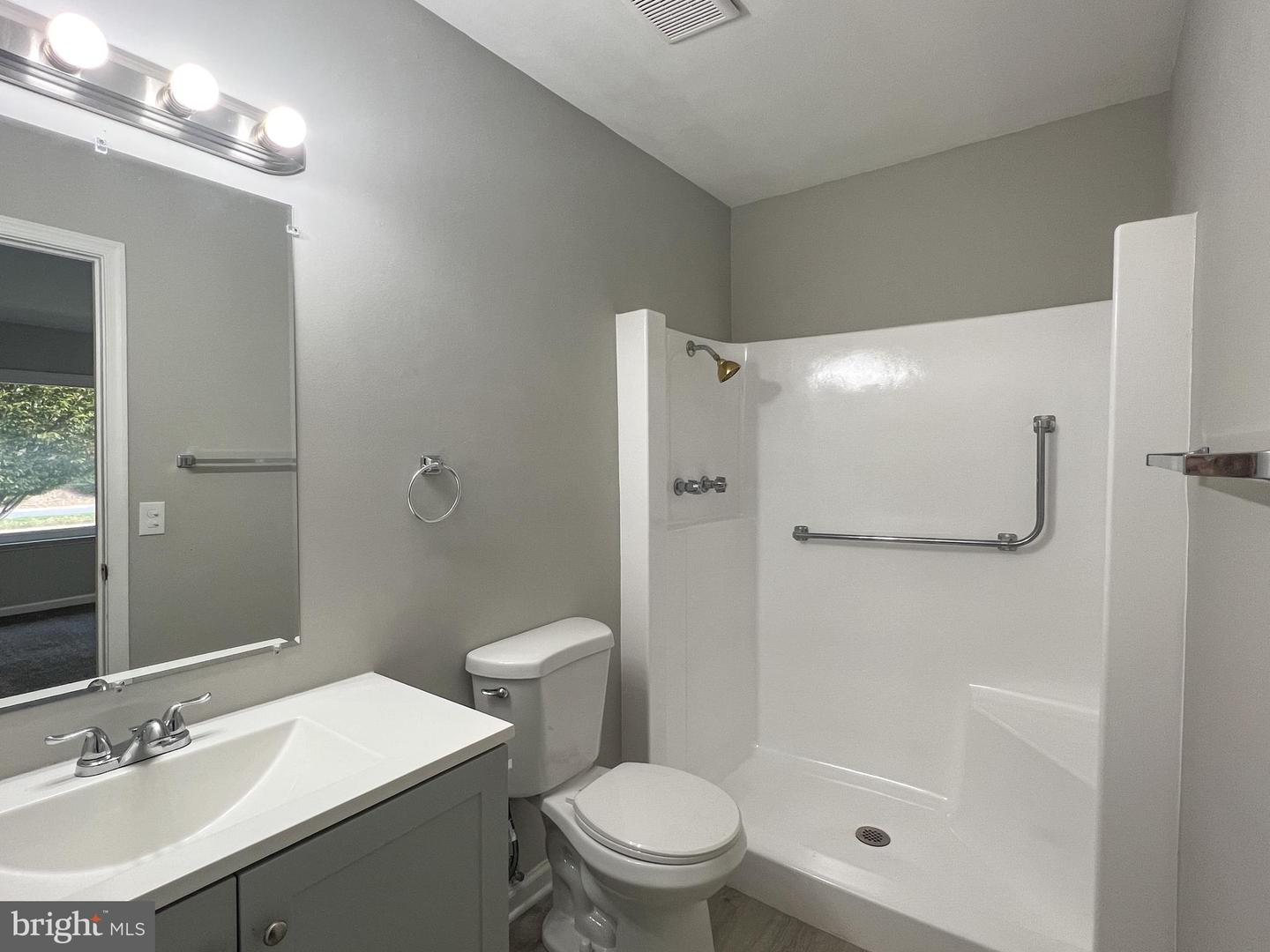 15015 Haslemere Ct Property Photo 32
