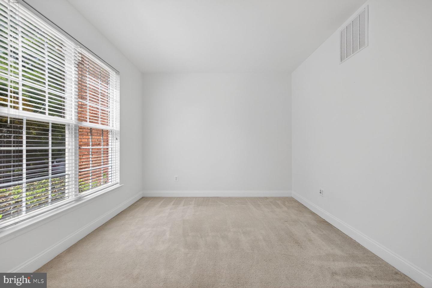 14034 Natia Manor Dr Property Photo 6
