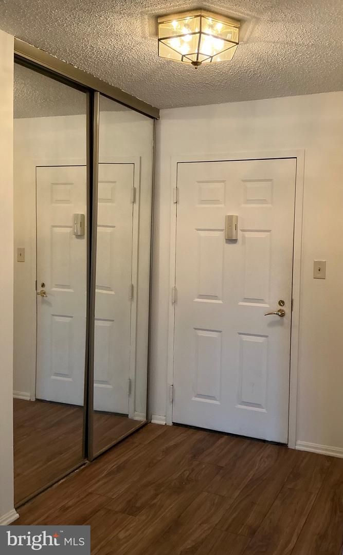 15101 Interlachen Dr #1-124 Property Photo 5