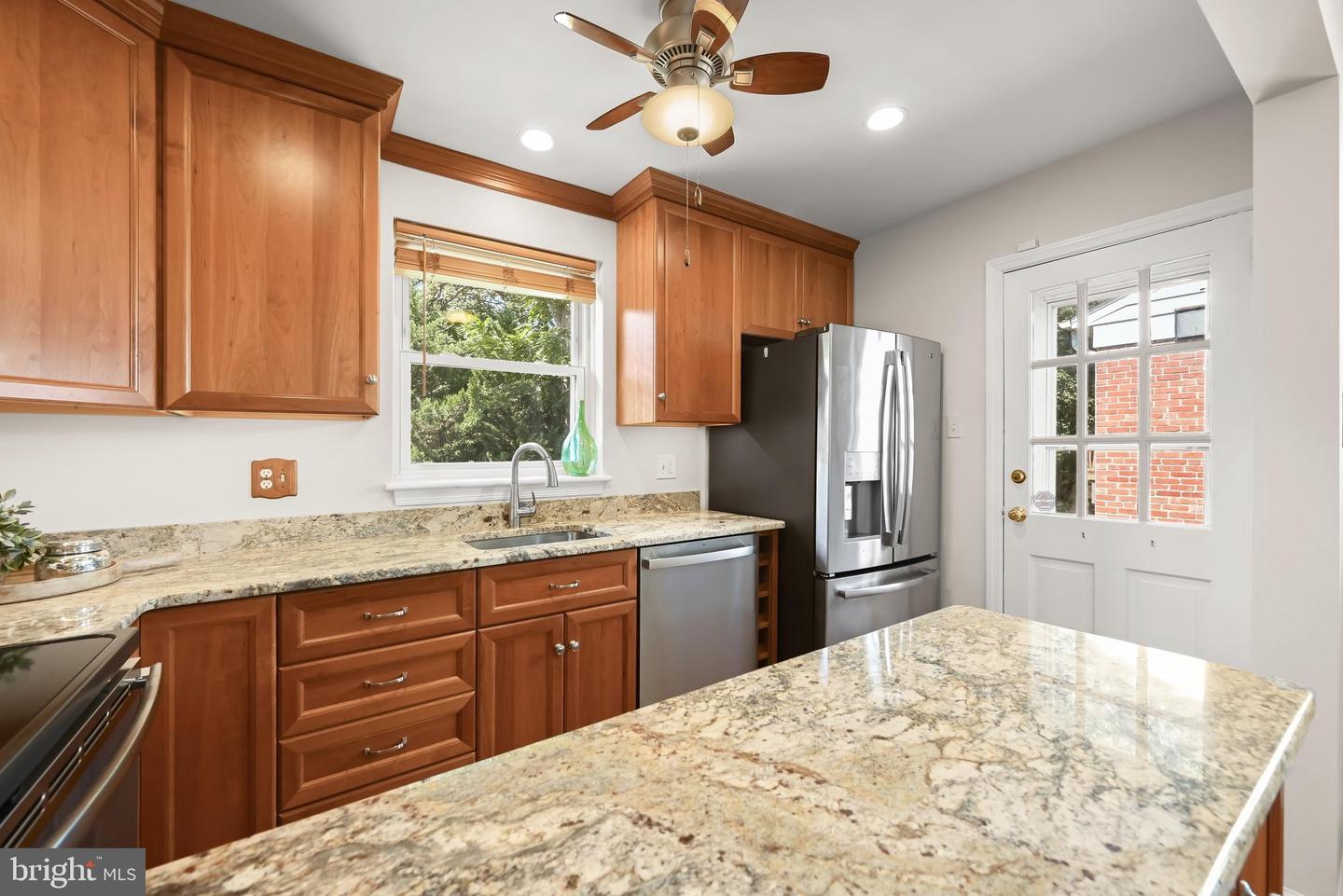 102 Whitmoor Ter Property Photo 11
