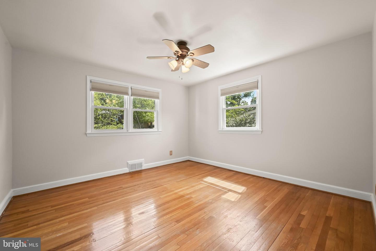 102 Whitmoor Ter Property Photo 13