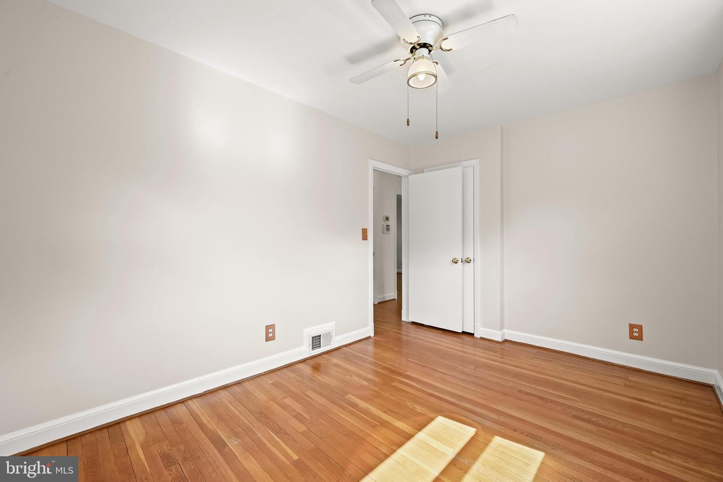 102 Whitmoor Ter Property Photo 18