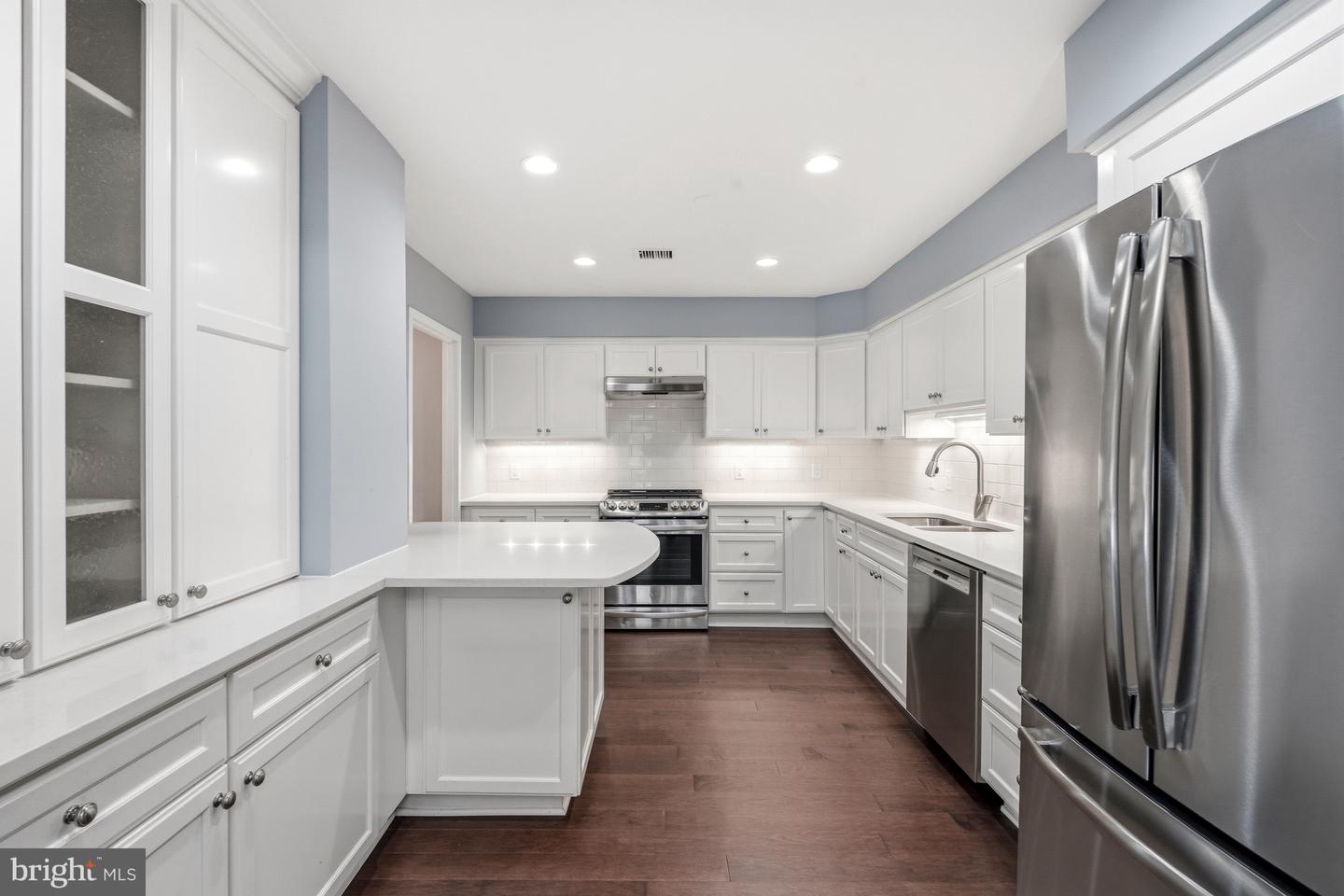 8101 Connecticut Ave #c505 Property Photo 1