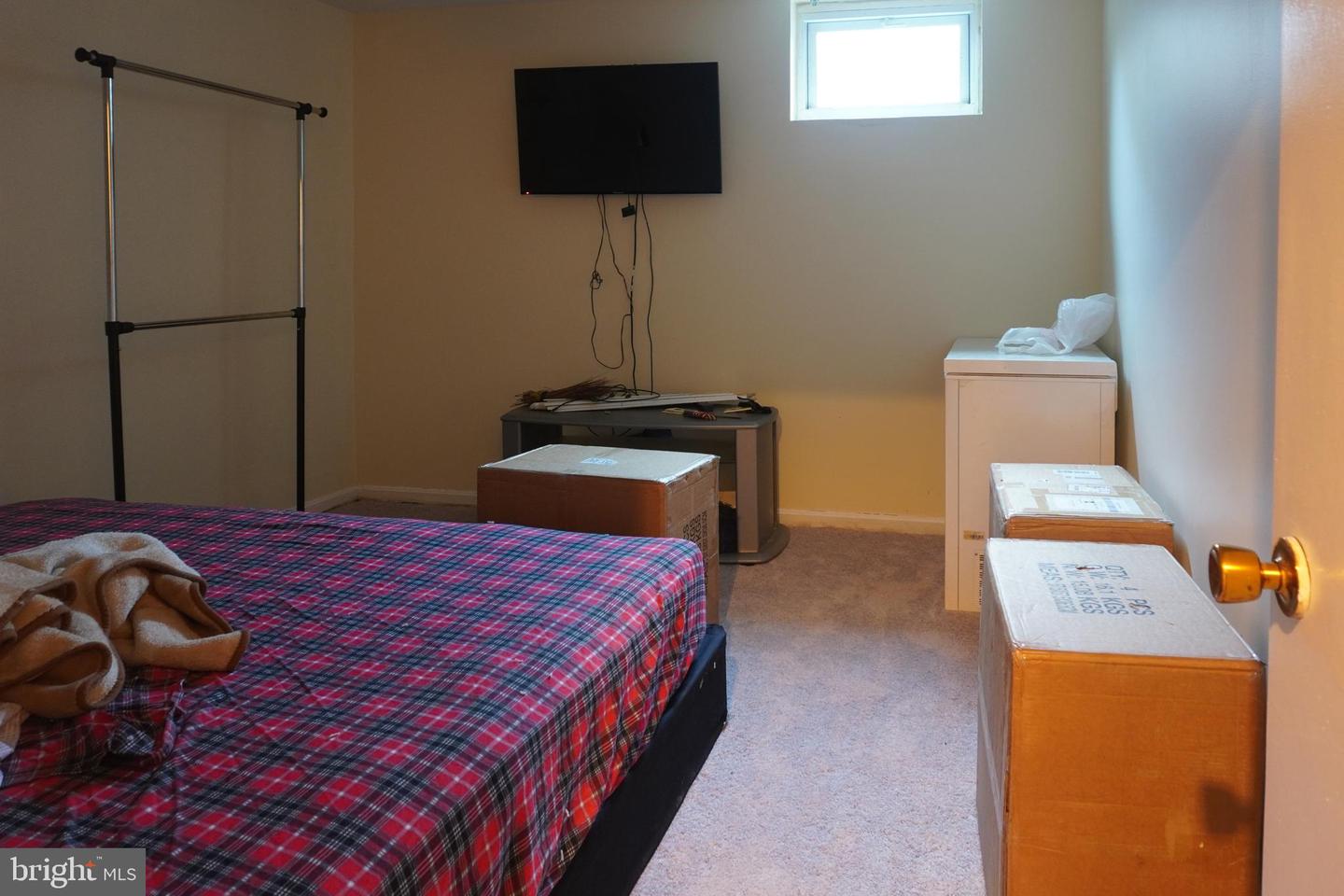 9914 Maple Leaf Dr Property Photo 6
