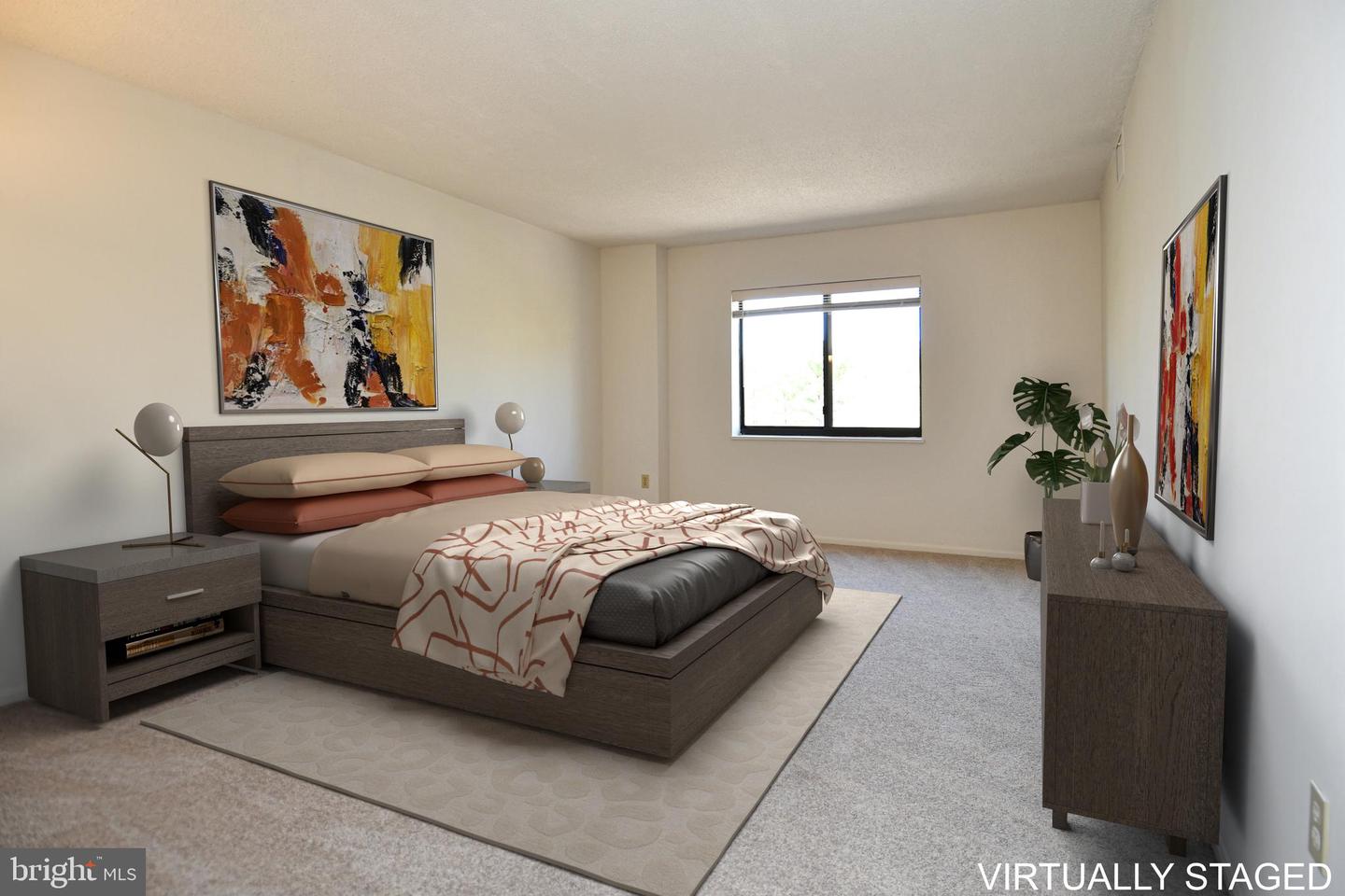 15101 Interlachen Dr #1-526 Property Photo 3