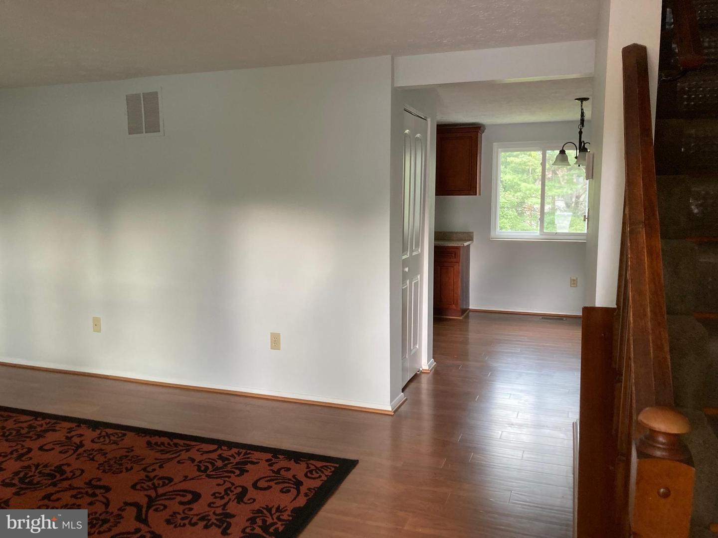 11145 Captains Walk Ct Property Photo 3