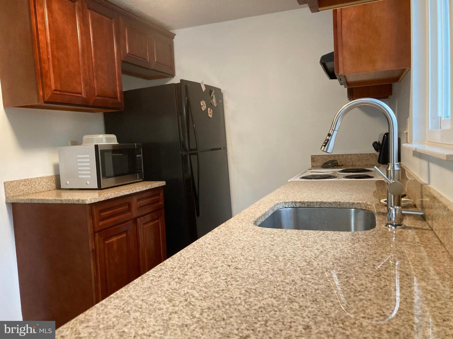 11145 Captains Walk Ct Property Photo 7