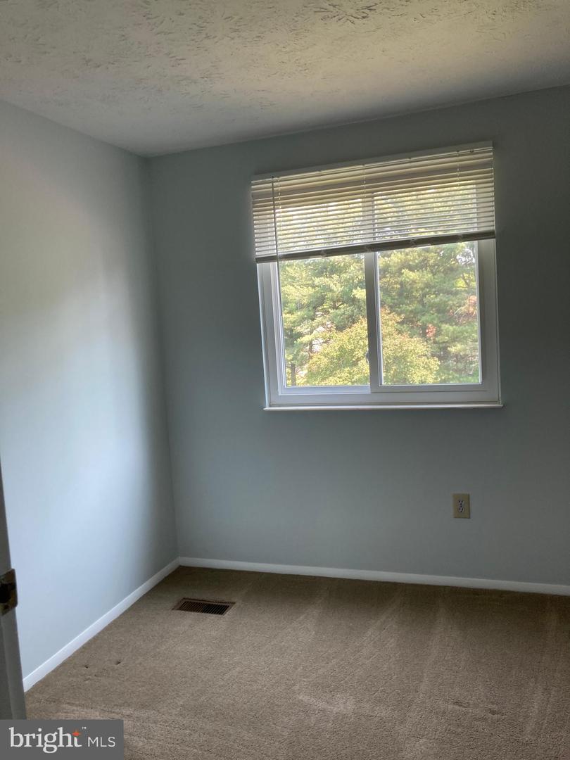 11145 Captains Walk Ct Property Photo 13
