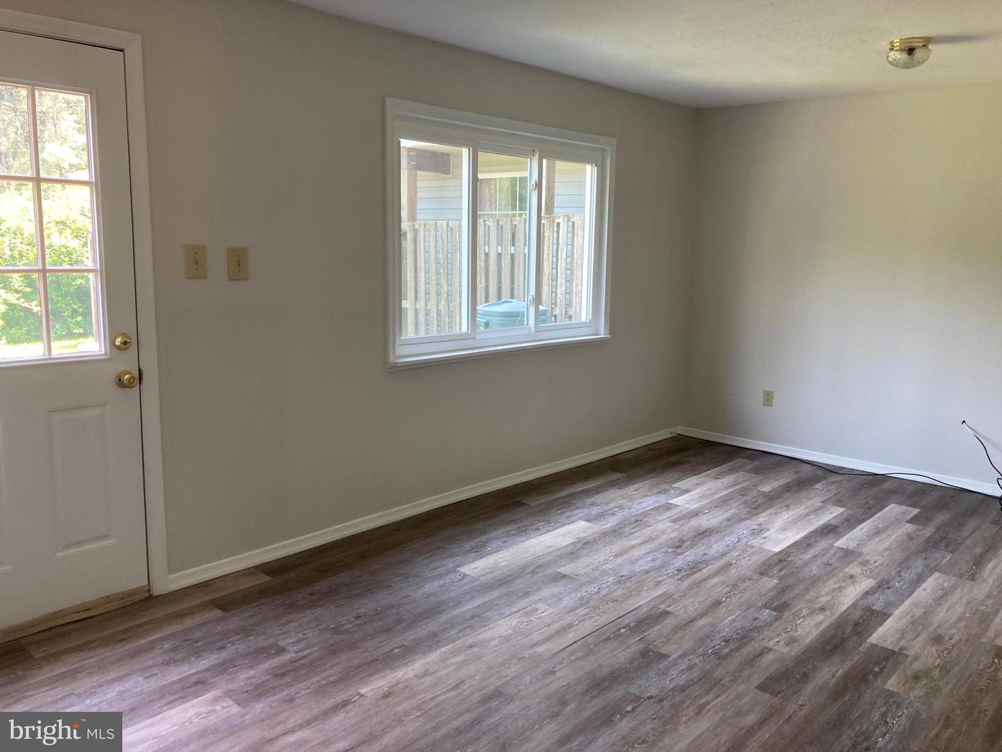 11145 Captains Walk Ct Property Photo 16