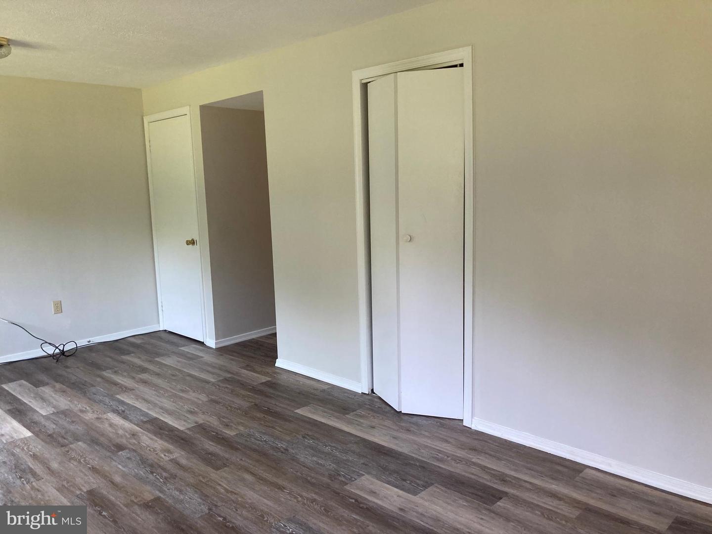 11145 Captains Walk Ct Property Photo 17